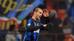 Răsturnare de situație în cazul lui Chivu!** Presa din Italia anunță ce se va întâmpla cu românul din vară