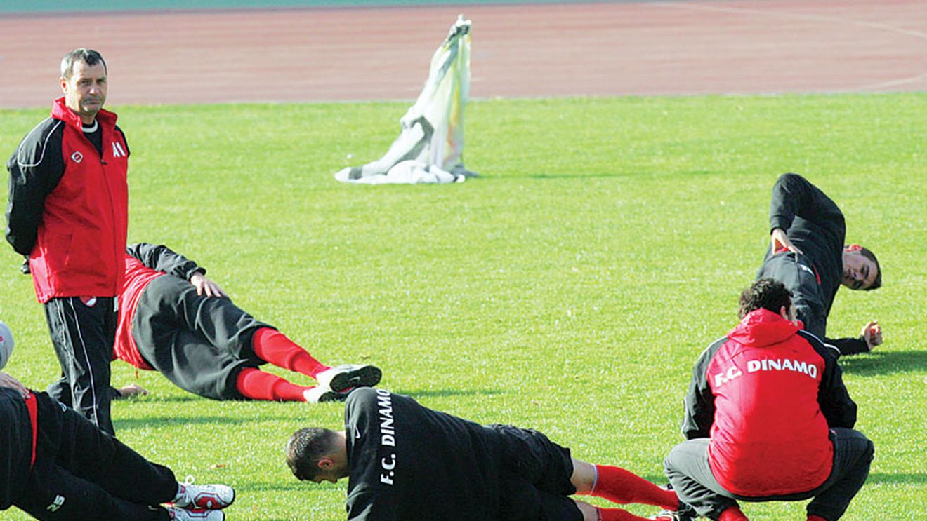 Rednic pune „biciul" pe ei!