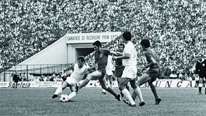 EXCLUSIV: "Dinamo și Steaua domină fotbalul prin șantaj și forță!"** Vezi cine a avut curajul să declare așa ceva în '89!