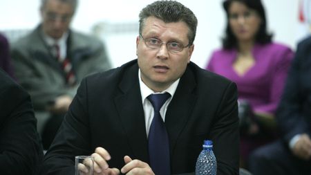 Nicu Vlad a devenit președinte interimar al COSR. Alin Petrache și-a dat demisia la finele JO. "Asta nu înseamnă că eu voi lua anumite decizii"