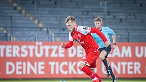 EXCLUSIV | Enigma Maxim: de la un jucător promițător, la unul cu evoluții oscilante. Cauzele declinului: "Nu știu de ce nu reușește"