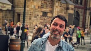 Fiul lui Călin Georgescu a luat o decizie fără precedent chiar în ziua victoriei tatălui său. Fostul coleg al lui Novak Djokovic, măsură de securitate totală