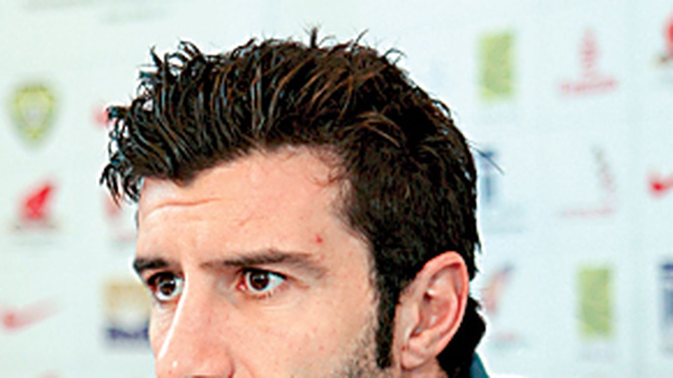 Figo vine la Sport.ro!