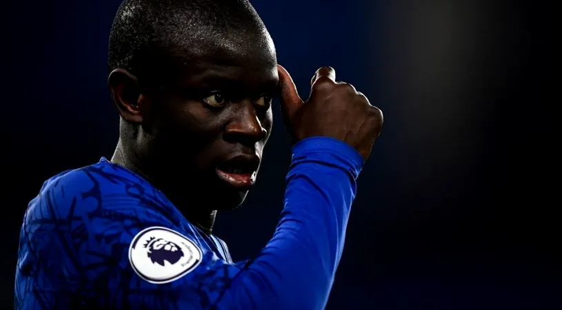 Modestie dusă la extrem! N’Golo Kante conduce o mașină modestă, în comparație cu salariu pe care acesta îl câștigă la Chelsea