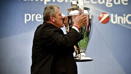 Pentru noi - o performanță ISTORICĂ‚, pentru ei - "o întâmplare fericită"!** "Faima unora se datorează unui singur meci" Ce spune FIFA despre momentul BarÃ§a '86