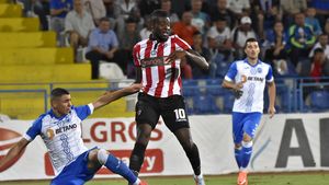 Curățenie în "Groapă". După Nedelcearu, Dinamo s-a despărțit și de Jeremy Bokila