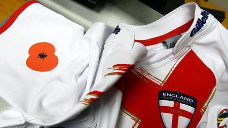 Victorie pentru englezi!** FIFA a acceptat ca jucătorii Angliei să poarte pe tricou floarea de mac în meciul cu Spania