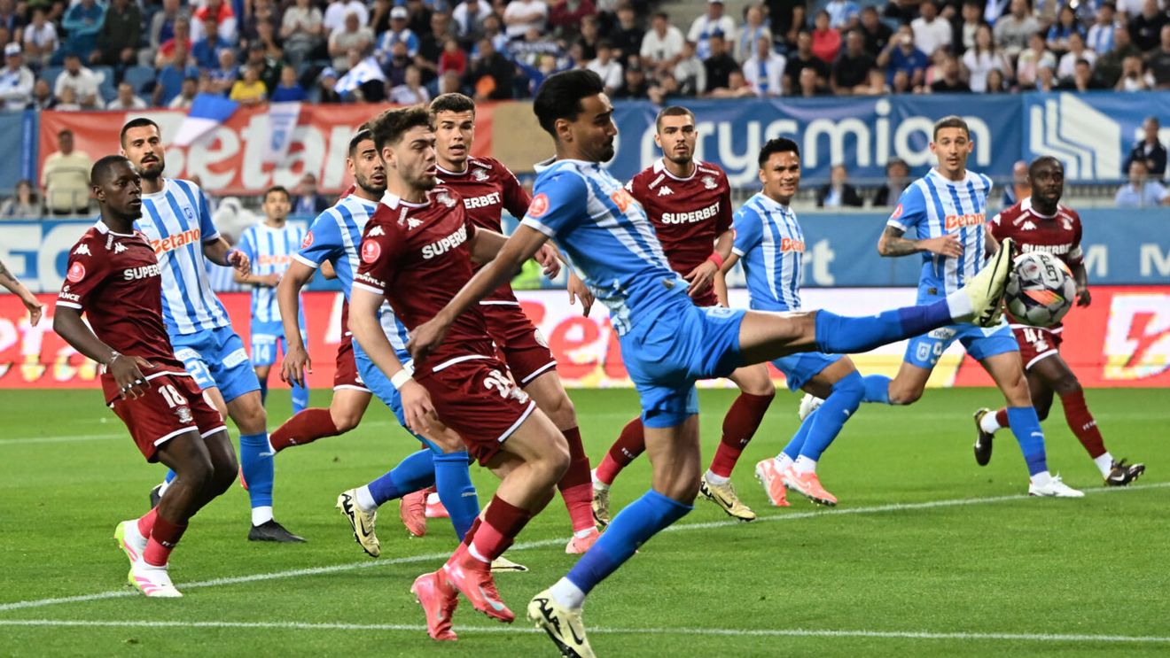 Universitatea Craiova - Rapid București 1-2, în etapa 7 din play-off-ul Superligii. Gafa lui Laurențiu Popescu netezește drumul spre titlu al celor de la FCSB
