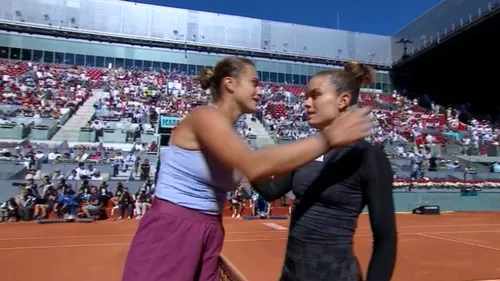 Moment stânjenitor între Aryna Sabalenka și Maria Sakkari! Ce s-a întâmplat după meciul din semifinalele turneului de la Madrid
