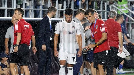 Alex Oxlade-Chamberlain, eforturi uriașe de a-și intra în formă la Beșiktaș. S-a antrenat suplimentar, după meciul cu Dinamo Kiev, pe ploaia torențială din Giulești | GALERIE FOTO ȘI VIDEO