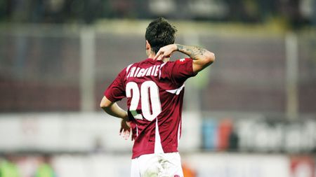 Grigorie e din nou "câine"