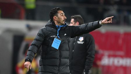 Elias Charalambous, ironizat din cauza reacțiilor sale de la meciul Sepsi OSK - FCSB 1-2. „Vezi că o să îl deranjezi pe Gigi. Ai o idee? Ţine-o pentru tine!”