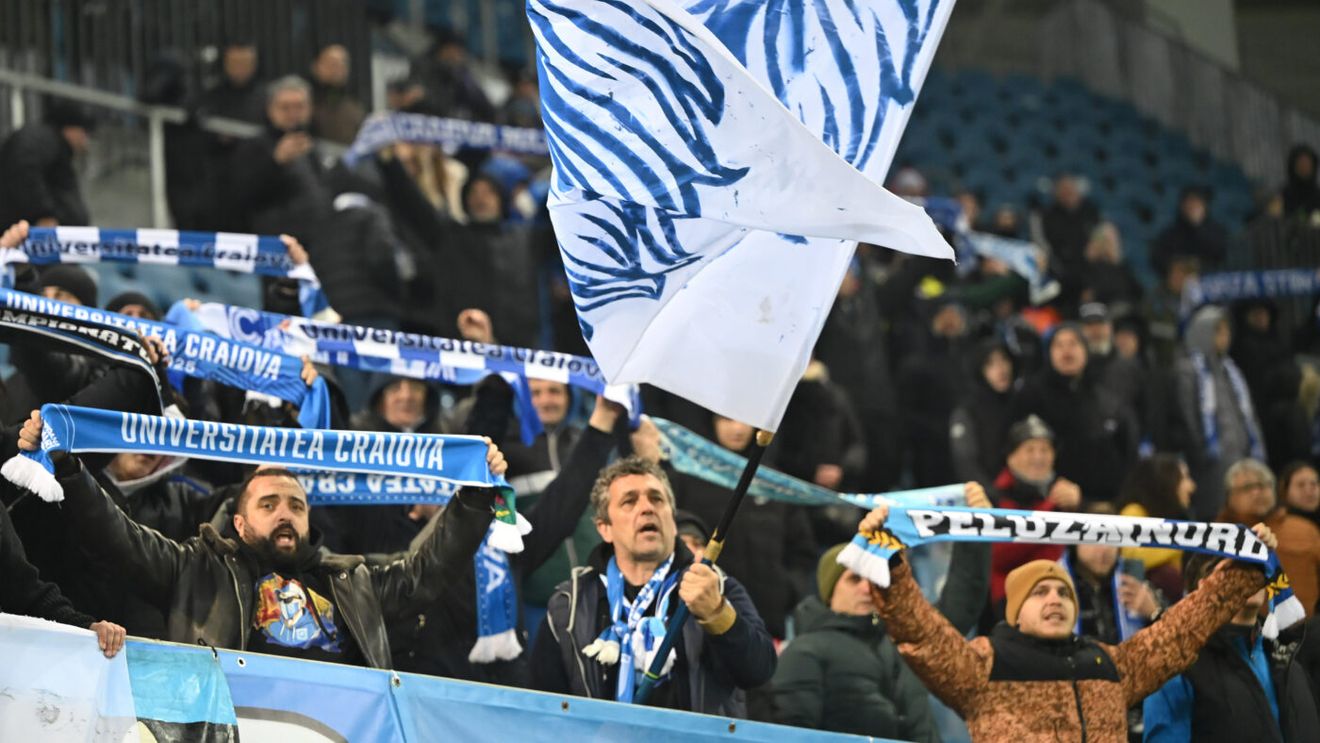 Au rămas mască după ce au văzut ce scrie pe TIR-ul olteanului şi ce imagini apar pe prelată