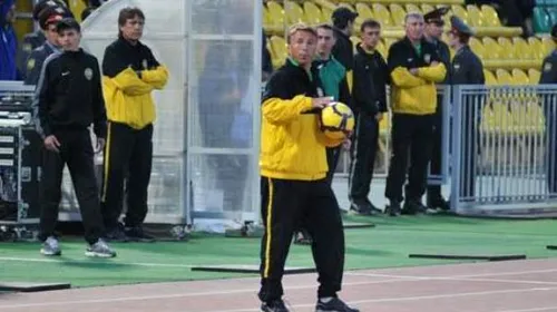 Petrescu poate promova astăzi în prima ligă! „Nu am pregătit șampania! E important să nu ne relaxăm”