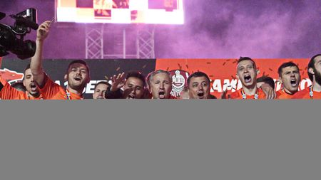 Primele bătăi de cap pentru CFR! Trei titulari sunt pe picior de plecare de la campioana României