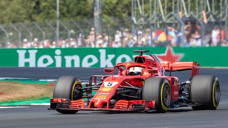 Formula 1: Sebastian Vettel pleacă de la Ferrari. Cine i-ar putea lua locul la gruparea "căluţului cabrat"