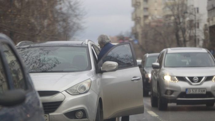 Divorțul legendei României e cu scandal! La 79 de ani de judecă pentru partaj cu femeia care i-a fost soție timp de 53 de ani: „Fac naveta Oradea - Bucureşti”