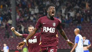 Variantă de senzație pentru FCSB și CFR Cluj. Nelu Varga a luat un munte de bani pe Yeboah, dar nu joacă deloc la Brondby și ar putea reveni în Superliga
