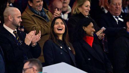 Ea are o avere de zeci de milioane de euro, dar preferă să meargă cu metroul: „Nu mă recunoaște lumea”