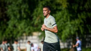 S-a aflat motivul pentru care Adrian Mutu nu l-a folosit pe Damien Dussaut până în acest moment. Ce a pățit jucătorul adus de la Farul Constanța