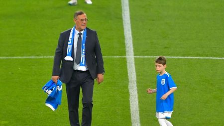 Cămătaru: „Universitatea Craiova trebuie să-şi revină la Cluj, mai jos nu se poate!". Vârful Craiovei Maxima, impresionat de atmosfera de pe „Ion Oblemenco", la derby-ul cu FCSB