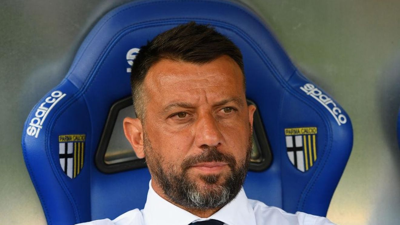 Dennis Man și Valentin Mihăilă rămân fără antrenor! Roberto D'Aversa va fi demis de la Parma + Tehnicienii de pe lista lui Kyle Krause