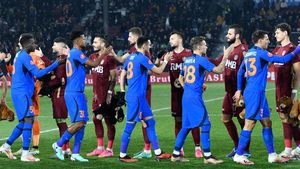 Revenirea lui Dan Petrescu și victoria din Giulești au învolburat Clujul! Sold-out pentru meciul CFR - FCSB, cu 4 zile înainte!