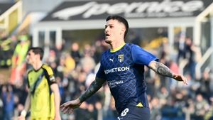 Dennis Man cere un salariu colosal pentru a semna contractul! S-a aflat suma pe care Giovanni Becali o vrea pentru jucător