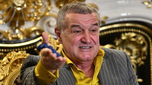 Gigi Becali a numit fotbalistul care nu i-a plăcut în FCSB – UTA și e chiar omul pe care Lucescu îl vrea erou cu Turcia