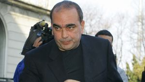 Nețoiu: "Cei de la CFR sunt niște imbecili"