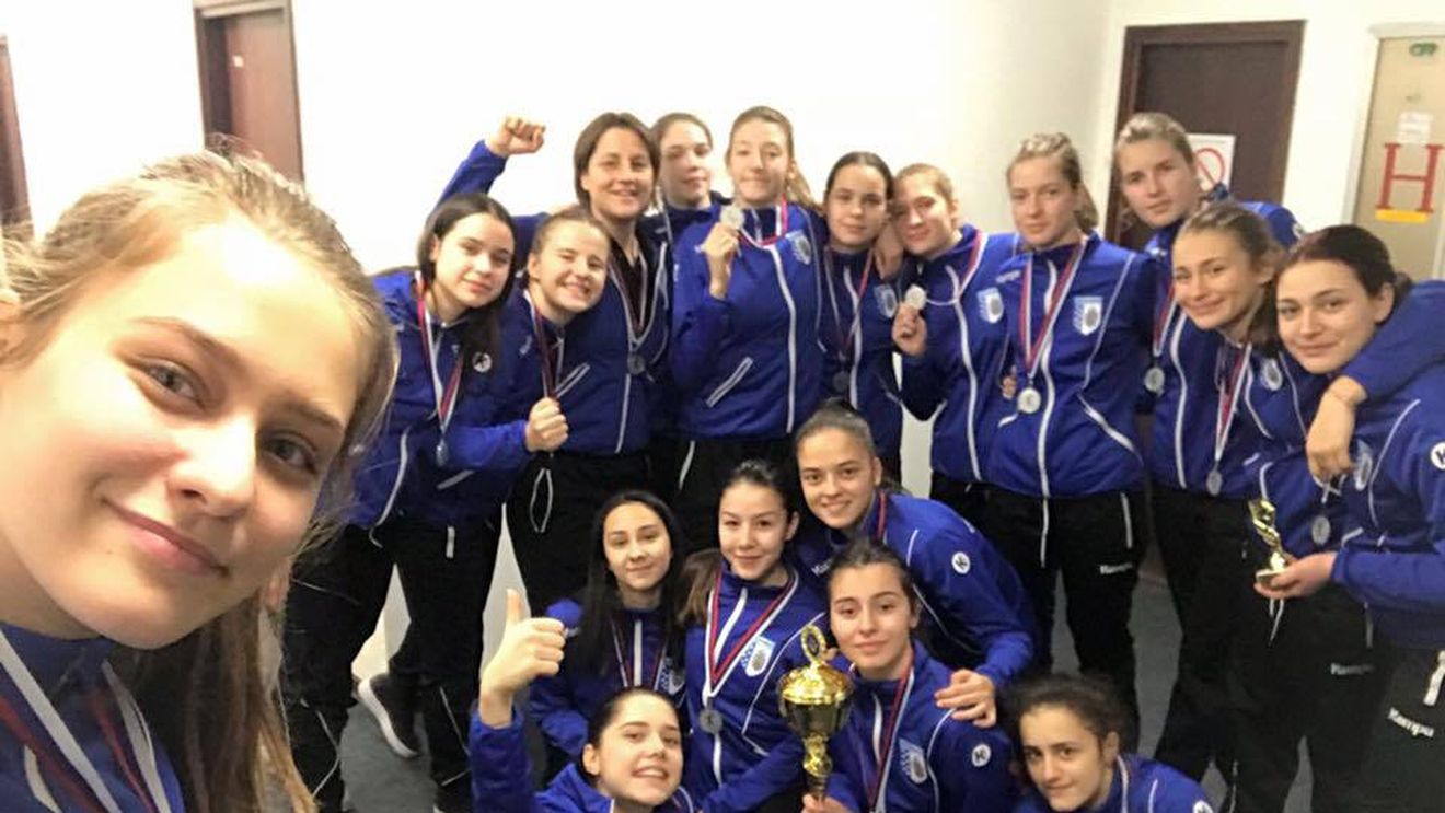 Echipa de junioare II a CSM București a ocupat locul 2 la un puternic turneu la Belgrad. Raluca Săndulache a fost desemnată cel mai bun portar al întrecerii