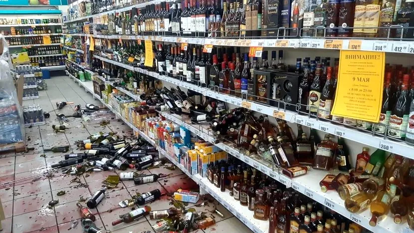 A devastat un supermarket din Rusia după ce a aflat că va fi concediat în plină carantină