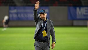 Florin Maxim, desemnat cel mai bun antrenor din Liga 2 în sezonul trecut, în cadrul galei AFAN. Doi atacanți au primit titlul de cei mai buni fotbaliști ai stagiunii 2023/2024