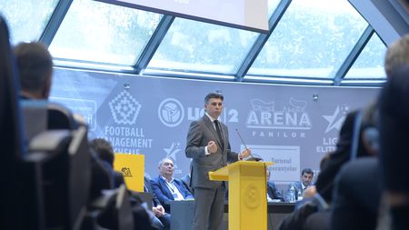 Înfrângere umilitoare. "Această Adunare generală poate fi manevrată după dorințele președintelui FRF. O știam de pe timpul lui Mircea Sandu". Caramavrov scrie despre victoria lui Burleanu 