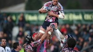 Stade Francais joacă cu „Lupii" fără vedetele Contepomi, Parisse și Sackey