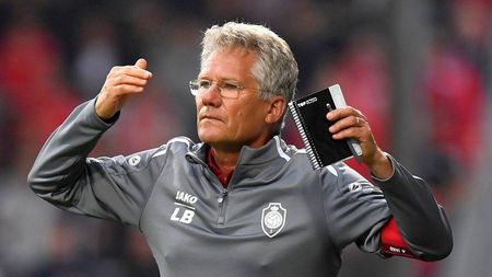 BREAKING NEWS Ladislau Boloni nu mai e antrenorul lui Antwerp! Prima reacție a tehnicianului român