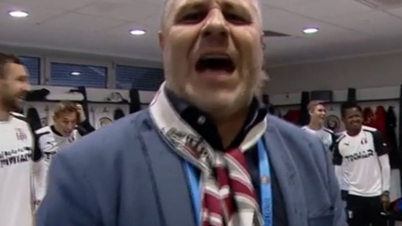 Steliștii, jos pălăria în fața lui Șumudică, dar și o lovitură sub centură pentru marile rivale: "Și-a pus în cap milioane de steliști pentru câteva mii de dinamoviști și rapidiști..."