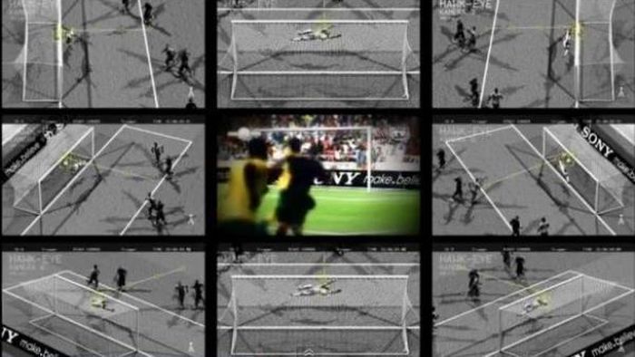 Război la nivel înalt din cauza tehnologiei de linia porții!** FIFA a 'inaugurat' sistemul, UEFA nu vrea: "Avem încredere în arbitrii adiționali" VIDEO Ce înseamnă de fapt goal-line technology