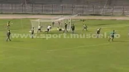 VIDEO DE COLECȚIE** Bănel, gol la 16 ani în Liga a II-a! UITE cum marca Nicoliță când era doar un puști :)