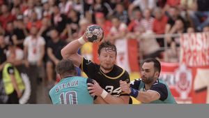 Începe „spectacolul" după criteriile făcute de FR de Handbal pentru jucătorii străini. „Am constatat o încălcare gravă a demnității umane". Din vară, doar trei handbaliști străini din vreo 60 ar mai corespunde criteriilor introduse de FRH