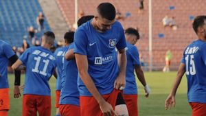 „Killer-ul” lui Dinamo este fan în galeria Universităţii Craiova: „Visul oricărui craiovean este să-i dea gol”