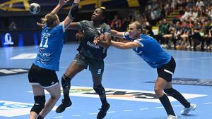 CSM București, revenire de senzație în Liga Campionilor! Victorie superbă cu Krim, după o repriză fabuloasă | VIDEO