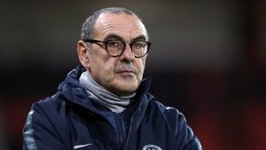 Tottenham își caută antrenor după demiterea lui Jose Mourinho și l-a contactat pe Maurizio Sarri, fostul manager al lui Chelsea