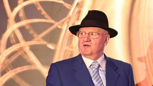 Milionarul Mitică Dragomir dezvăluie cum scapă de caniculă: „E băgată în pământ. Casă șmecheră”