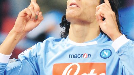Religia lui este golul!** Cavani: "M-am născut fotbalist. Înainte să pot merge, urmăream deja mingea de fotbal"