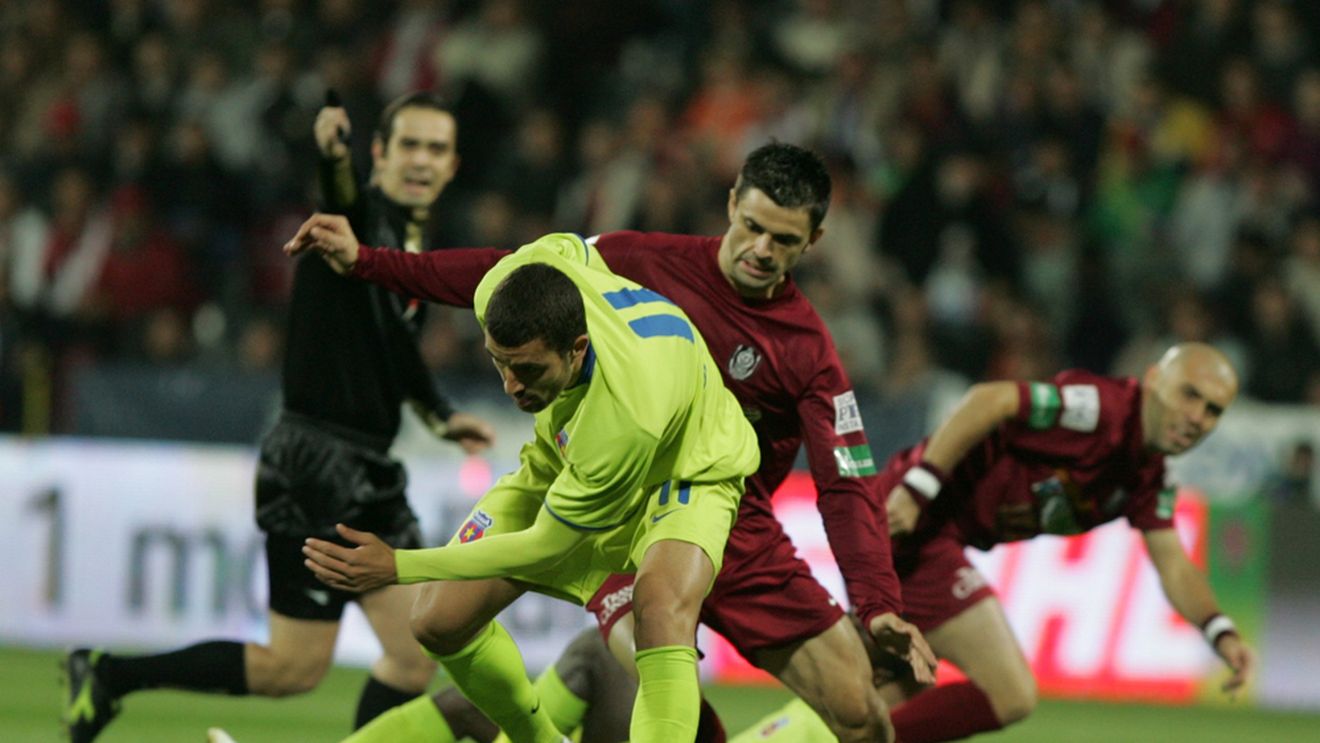 "Arthuro nu s-a adaptat la Steaua! Fabbiani ar fi mai bun!"