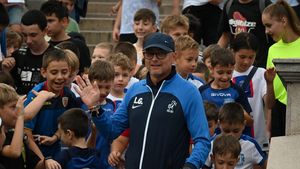 Poli Iași, în minicantonament la Piatra Neamț. Echipa lui Leo Grozavu va juca un amical cu Ceahlăul