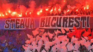 Atmosferă incendiară la primul meci oficial al Stelei pe noua arenă din Ghencea! Cum puteau fanii să oprească meciul cu Csikszereda