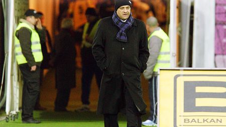 „Să spele  rușinea!"