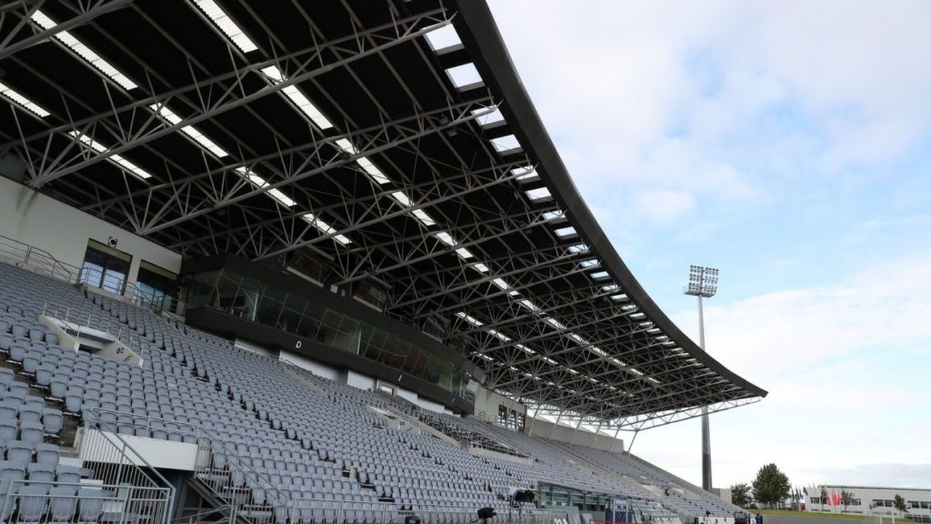 Atenție, tricolori! Cum arată un antrenament, iarna, în Islanda și ce i-ar putea aștepta pe jucătorii lui Rădoi | VIDEO